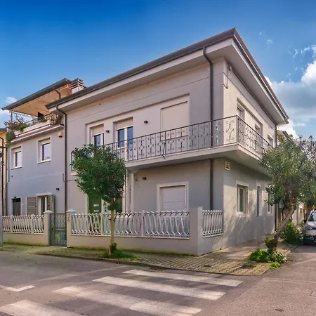 Da Antonio Ristrutturata Luglio 2023 Βιαρέτζιο